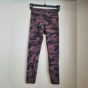 Lululemon Wunder Under High-Rise Tight 25" Size 6